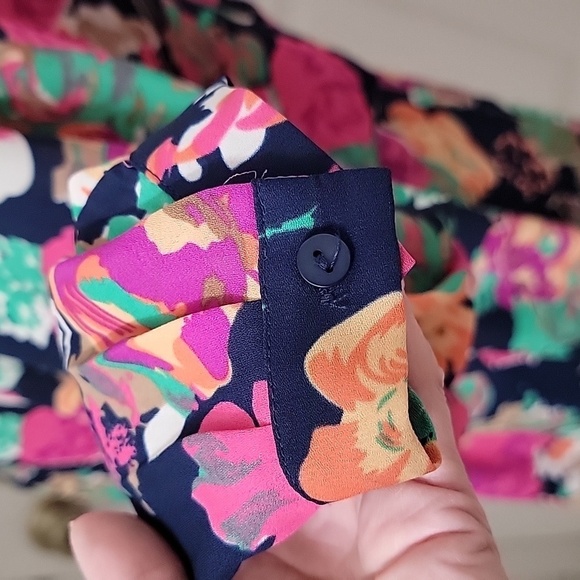 Dalia Size 12 Navy Blue with Multi-Color Floral Pattern Long Sleeve High Low Hem - Picture 4 of 14